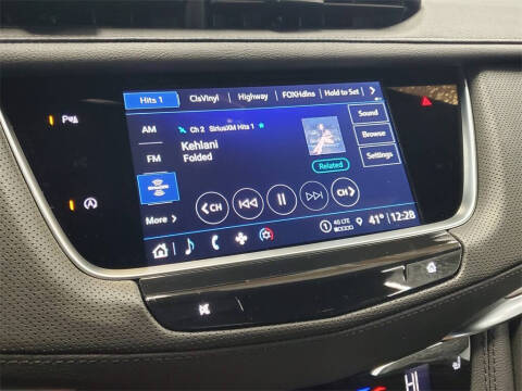 2025 Cadillac XT5 Luxury