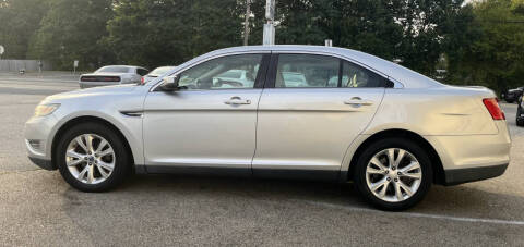 2010 Ford Taurus SEL