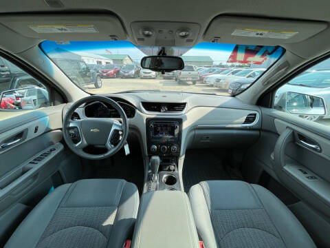 2017 Chevrolet Traverse LT