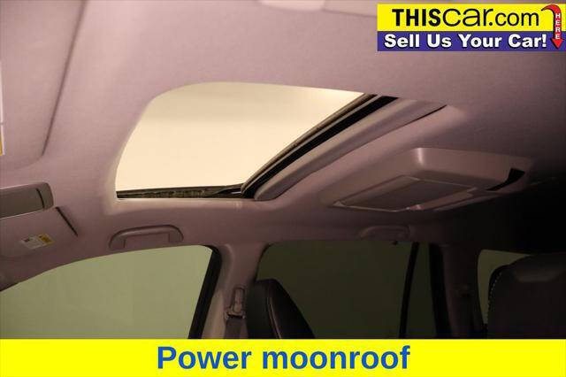 2019 Honda Pilot Touring w/Rear Captain's Chairs