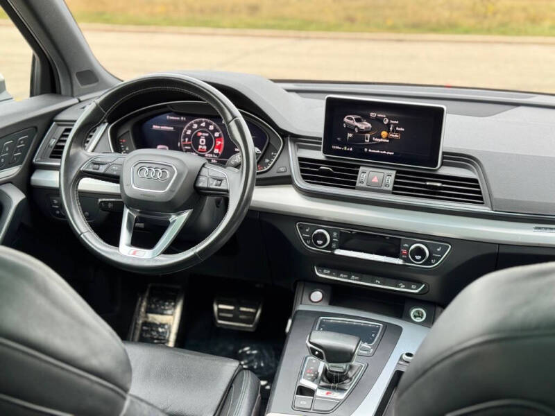 2018 Audi SQ5 3.0T quattro Premium Plus