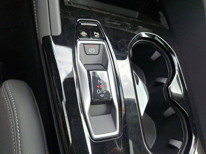 2025 Audi Q5 quattro Premium Plus TFSI