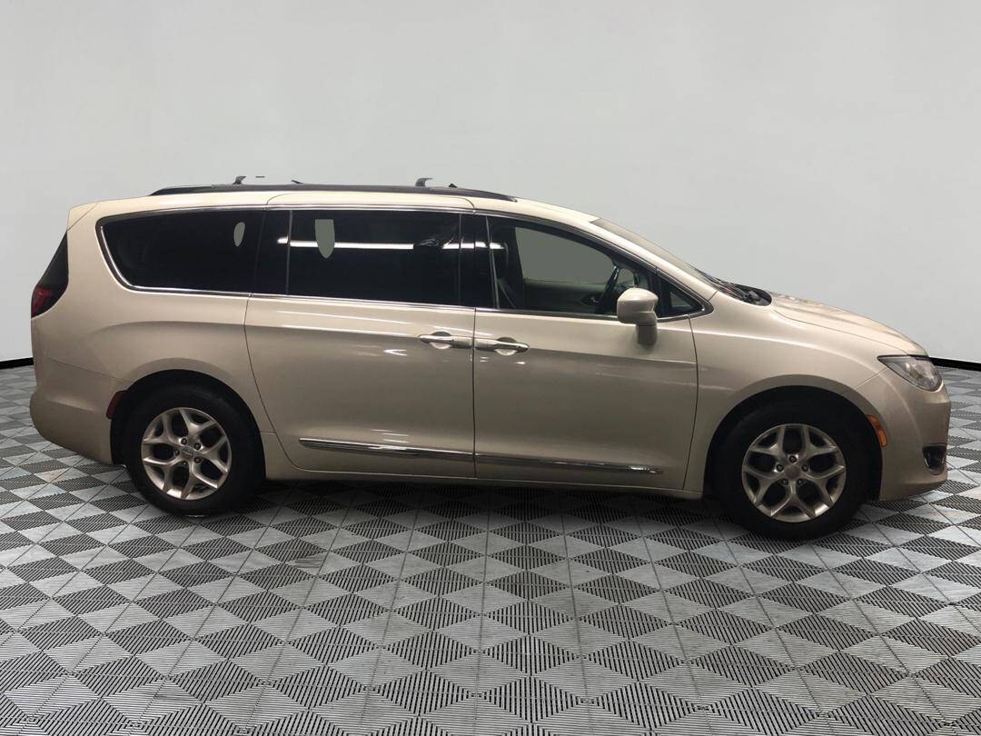 2017 Chrysler Pacifica for sale at Paley Auto Group in Columbus, OH