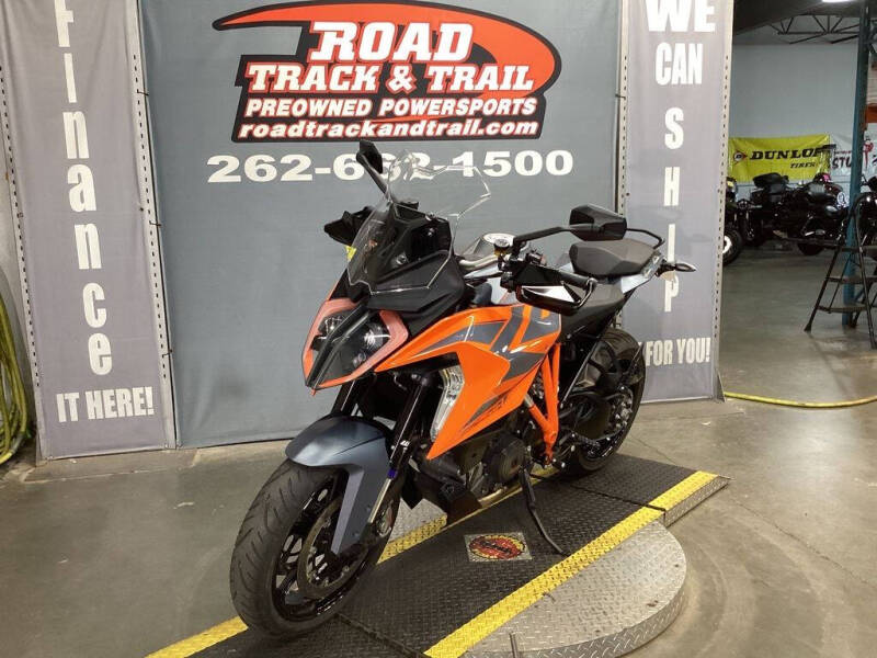 2023 KTM 1290 Super Duke GT