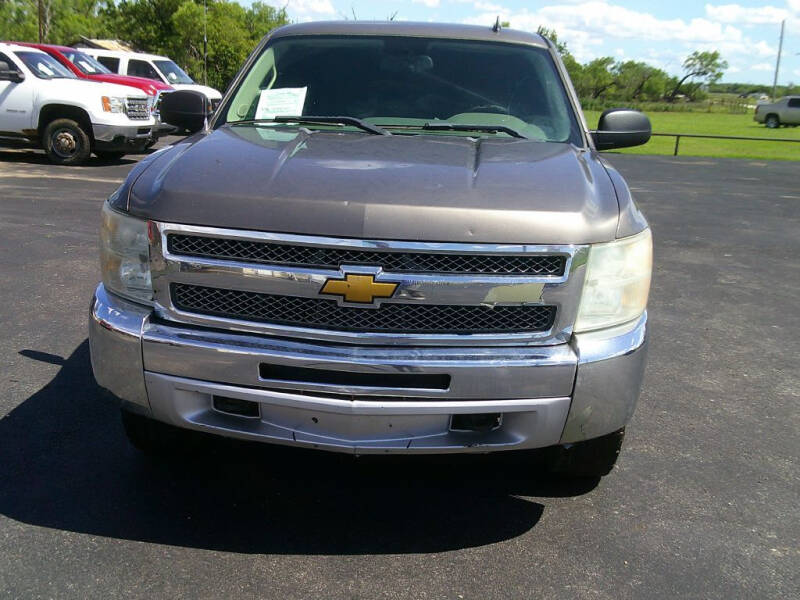 2013 Chevrolet Silverado 1500 LS photo 3