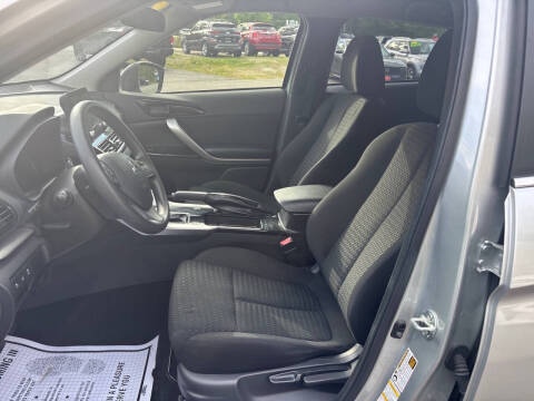 2024 Mitsubishi Eclipse Cross LE