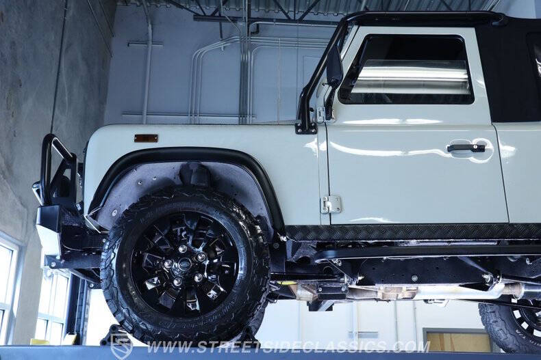 1994 Land Rover Defender 90