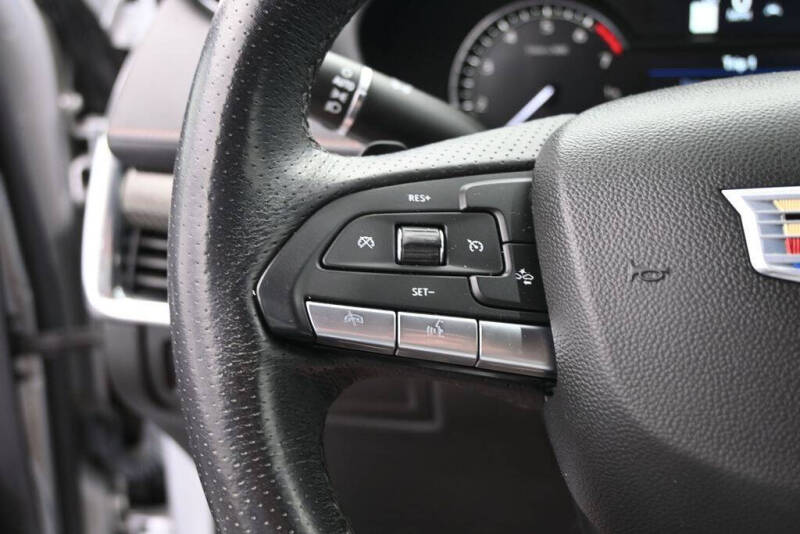2022 Cadillac XT4 Sport