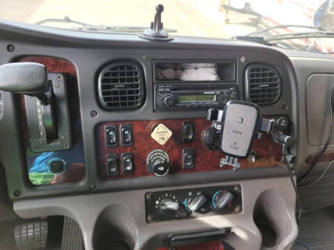 2014 Freightliner M2 106