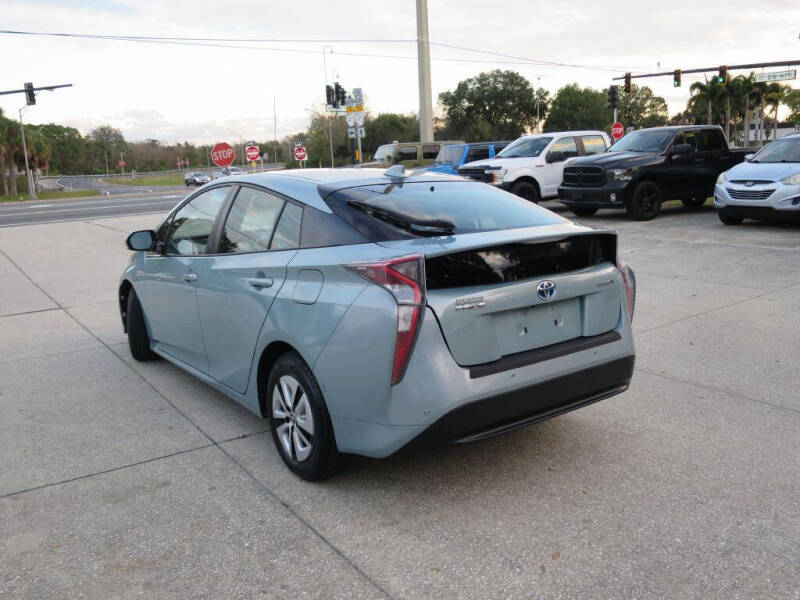 2016 Toyota Prius Four