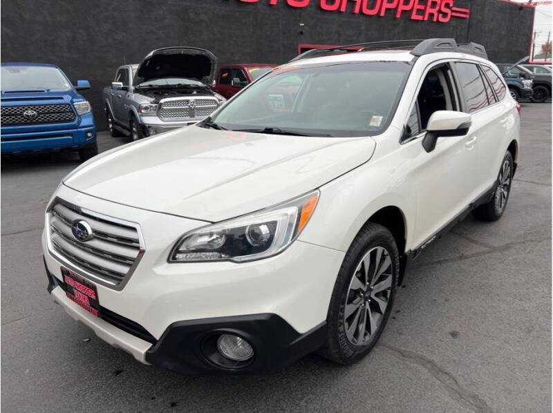 2015 Subaru Outback Limited photo 3