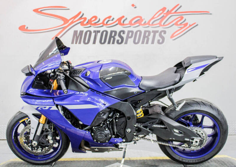 2021 Yamaha YZF-R1