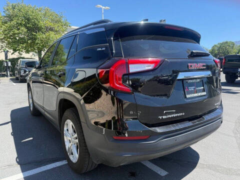 2024 GMC Terrain SLE