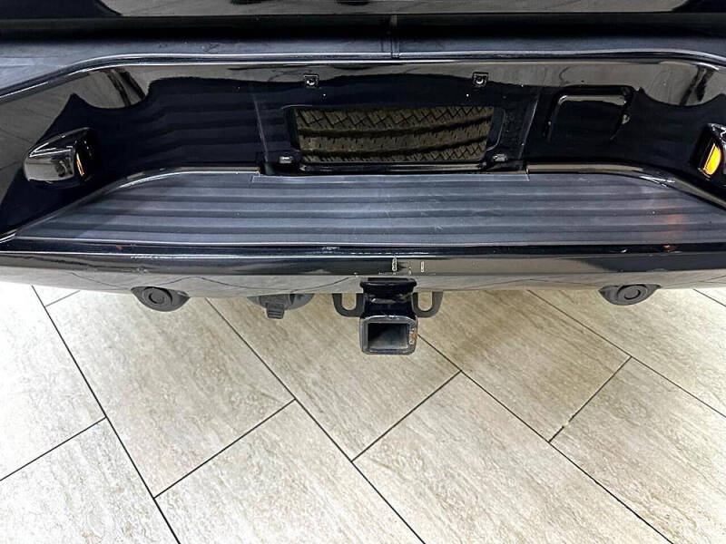 2011 Cadillac Escalade EXT Premium