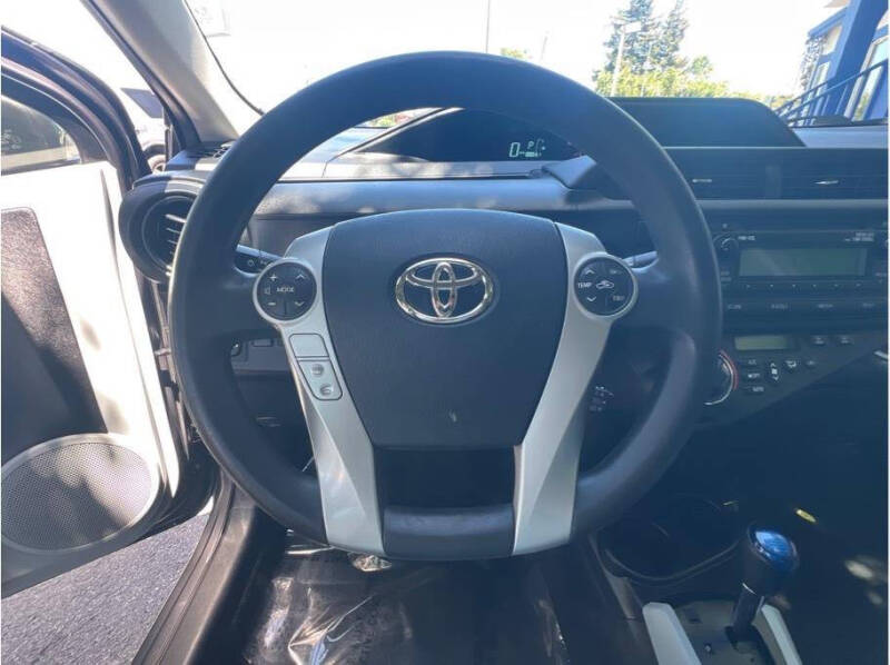 2014 Toyota Prius c