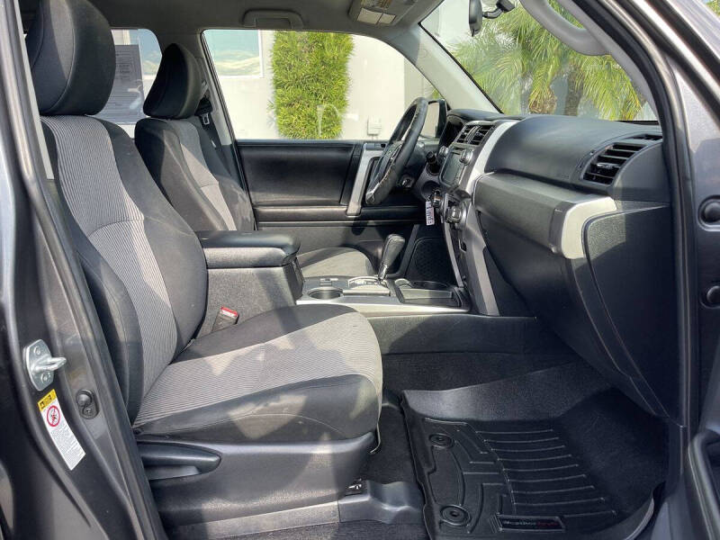 2015 Toyota 4Runner SR5