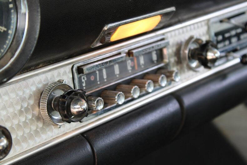 1956 Ford Thunderbird