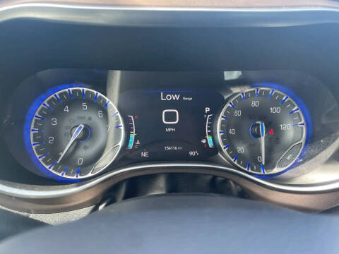 2017 Chrysler Pacifica Touring-L Plus