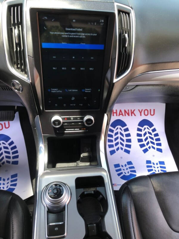 2021 Ford Edge Titanium