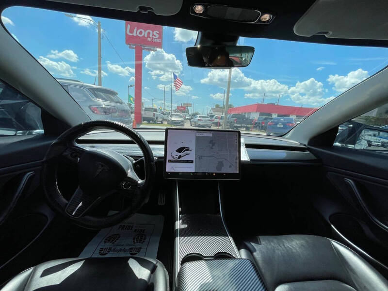 2019 Tesla Model 3 Standard Range Plus