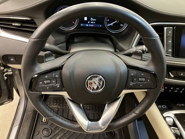 2024 Buick Enclave Essence