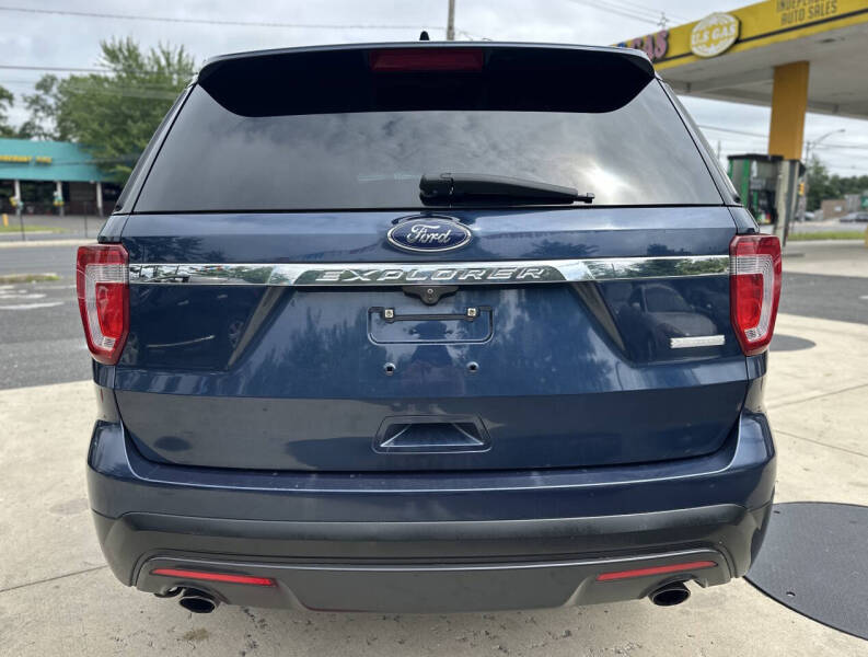2016 Ford Explorer