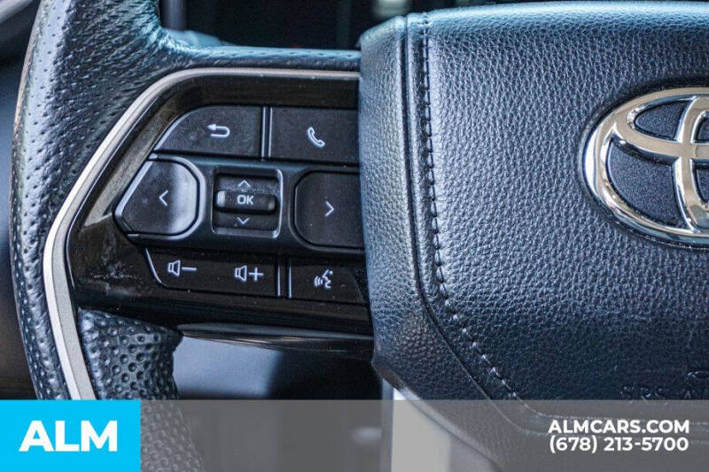 2024 Toyota Sequoia SR5