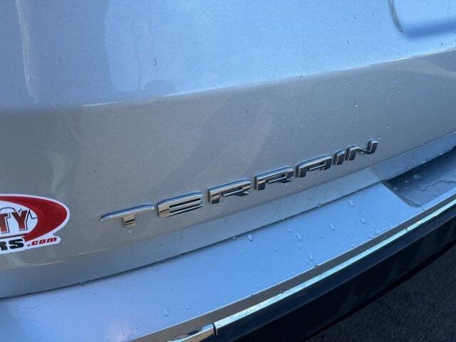 2022 GMC Terrain SLT