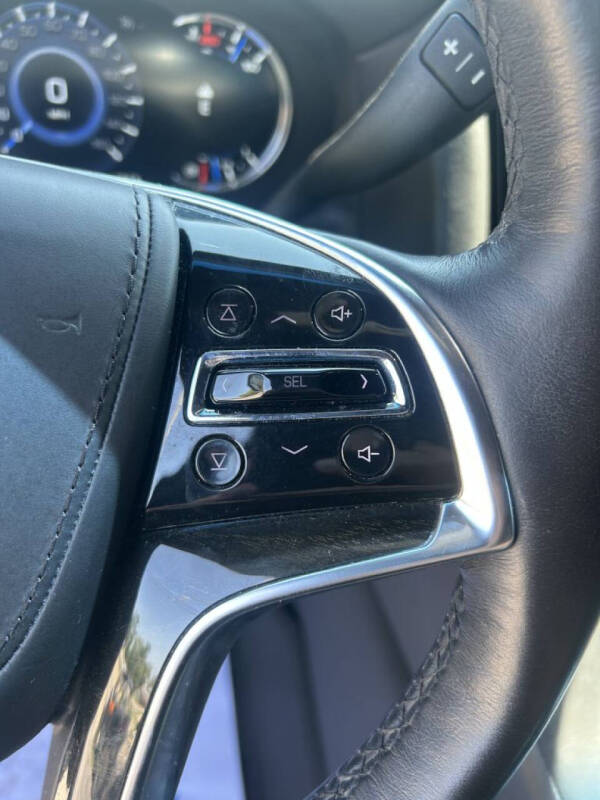 2019 Cadillac Escalade Platinum