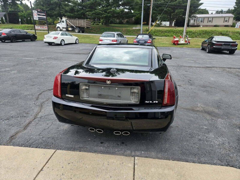 2005 Cadillac XLR