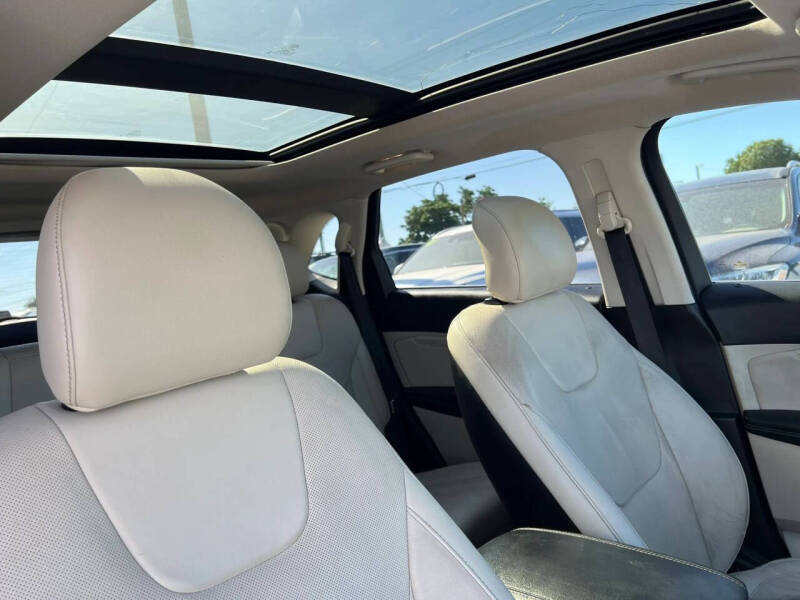 2017 Ford Edge Titanium