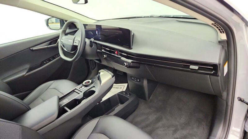 2025 Kia EV6 Light Long Range