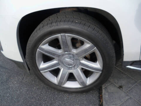 2020 Cadillac Escalade Luxury