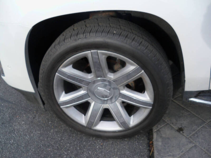 2020 Cadillac Escalade Luxury