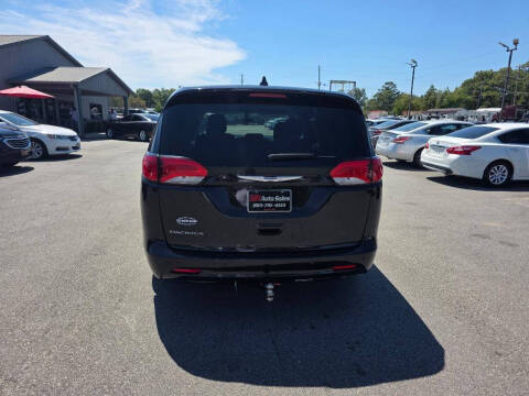 2018 Chrysler Pacifica LX