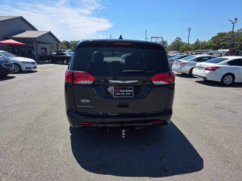 2018 Chrysler Pacifica LX