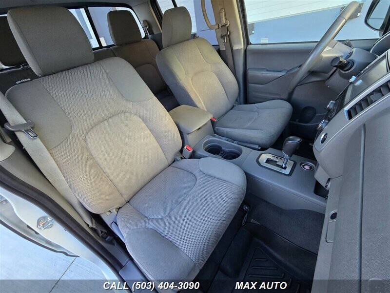 2020 Nissan Frontier SV