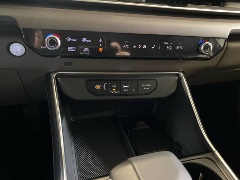 2026 Kia Carnival EX