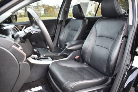 2017 Honda Accord EX-L V6 w/Navi w/Honda Sensing