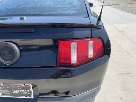 2012 Ford Mustang GT Premium