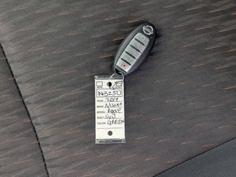 2019 Nissan Rogue SV