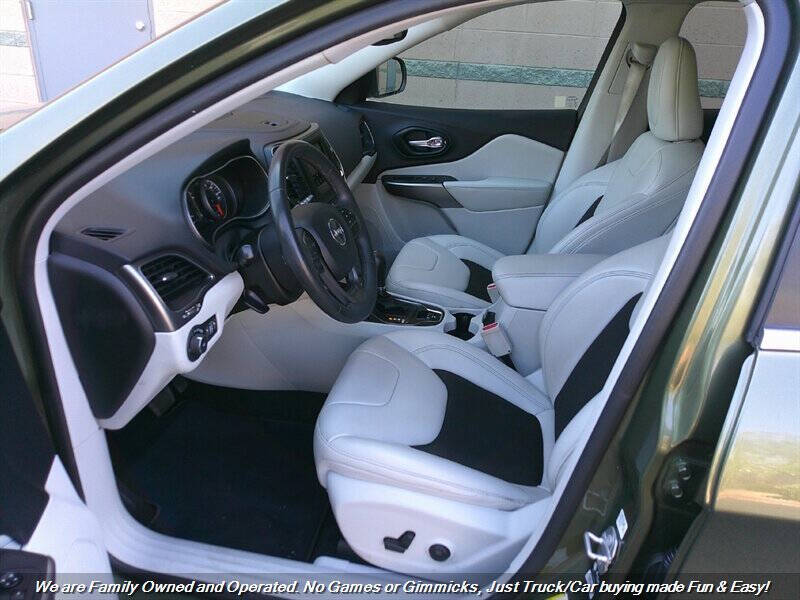 2021 Jeep Cherokee Latitude Plus