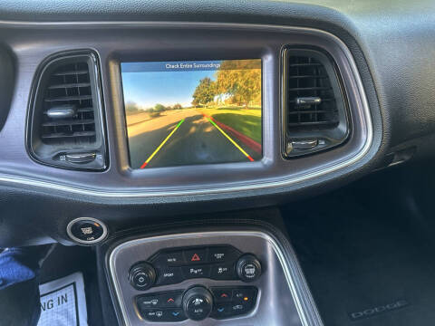 2017 Dodge Challenger