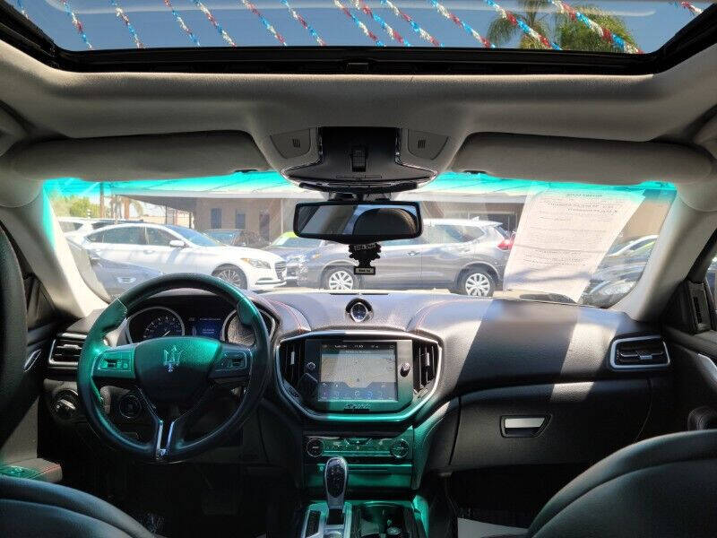 2016 Maserati Ghibli