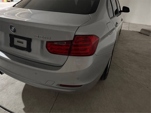 2015 BMW 3 Series 328i