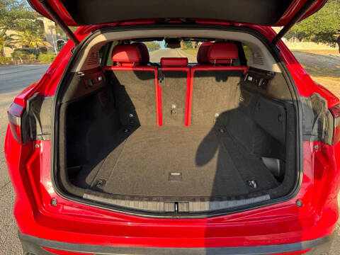 2019 Alfa Romeo Stelvio Sport