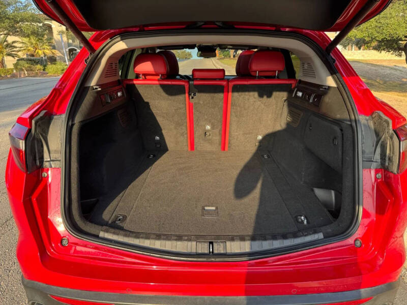 2019 Alfa Romeo Stelvio Sport