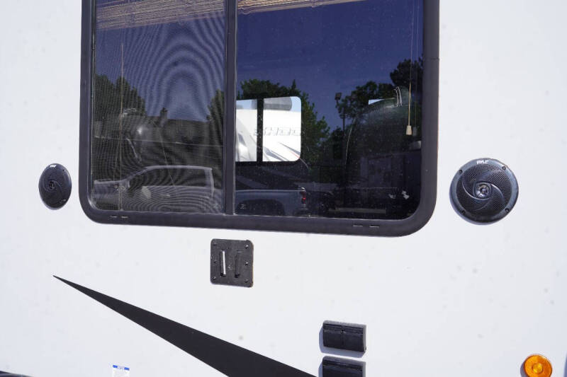 2019 Forest River Rogue by Vengeance