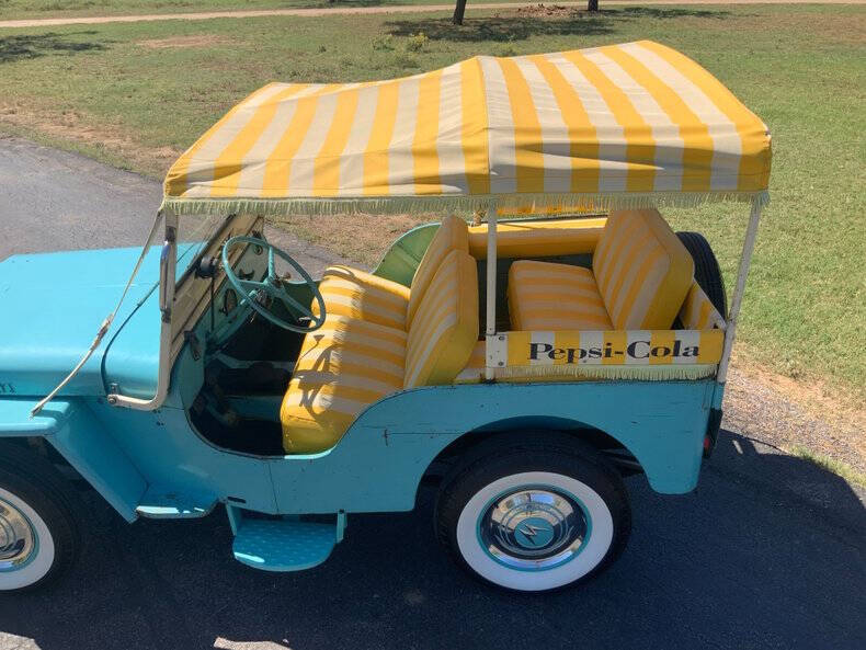 1960 Willys Surrey Gala