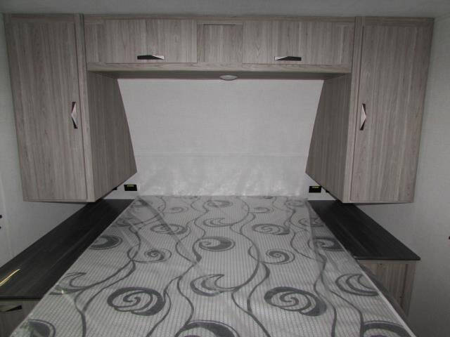 2025 KEYSTONE P 284QB